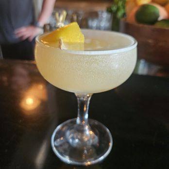 Pretty Neat - Bee's Knee - Cocktail Bars Near Me - Denver, Colorado