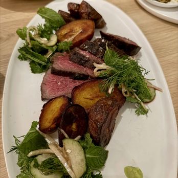 Tomat - Cava Vieja filet mignon. - New American Near Me - Los Angeles, California Tomat - Cava Vieja filet mignon. - New American Near Me - Los Angeles, California