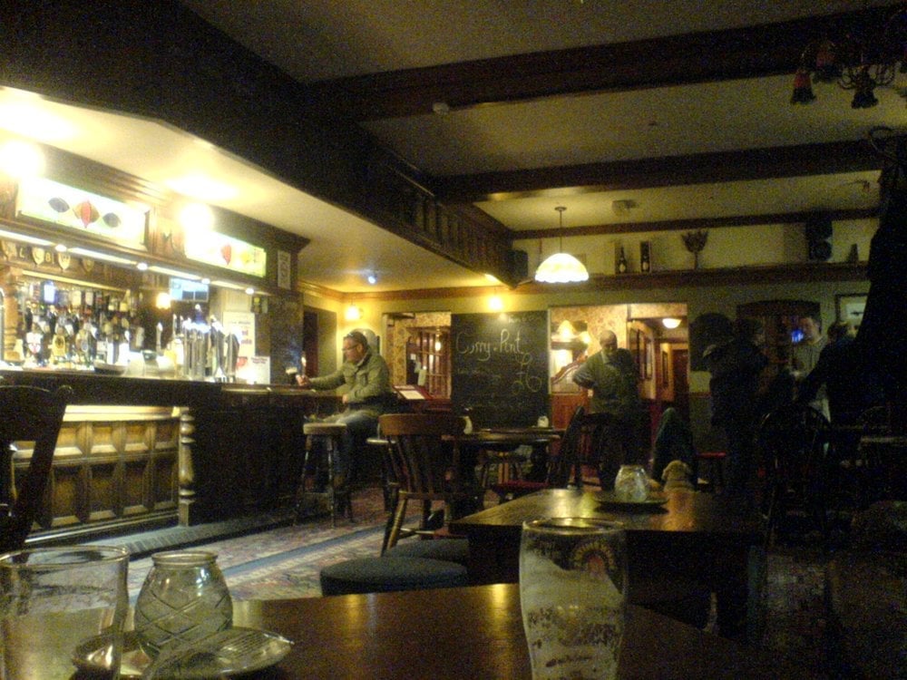 ROYAL COACH Updated July 2024 Brighton Road, Shoreham By Sea, West