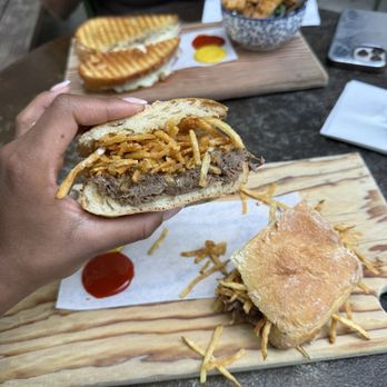 Meat & Bread - Steak Frites sandwich - Sandwiches Near Me - Austin, Texas