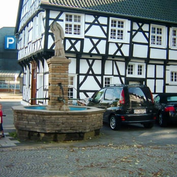Sackträger-Brunnen - Funeral Services & Cemeteries Near Me - Herdecke, NW