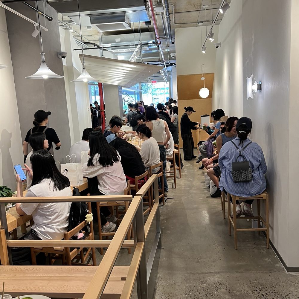 HeyTea TeaBar - Coffee & Tea Near Me - New York, New York