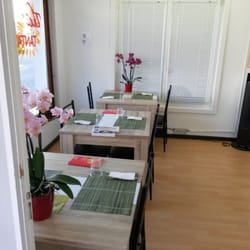 Thai Tantawan - Tables pour manger sur place