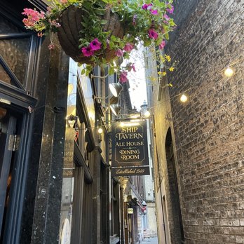 Ship Tavern - Exterior of the Ship Tavern - Pubs Near Me - London, XGL Ship Tavern - Exterior of the Ship Tavern - Pubs Near Me - London, XGL