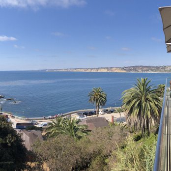 Duke's La Jolla - New American Near Me - La Jolla, California