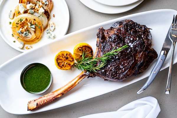 Dovetail Bar & Restaurant by null