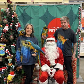 PetSmart - Pet Training Near Me - Peoria, Arizona
