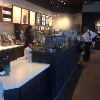 Starbucks - Coffee & Tea Near Me - Dallas, Texas