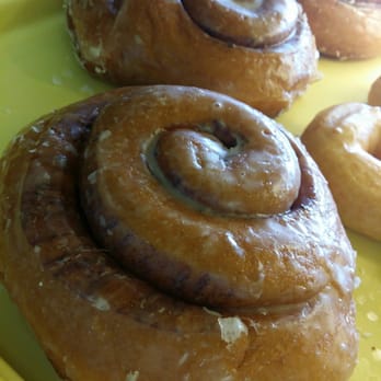 Mary Lee Donuts - Cinnamon Roll - Donuts Near Me - Hammond, Louisiana Mary Lee Donuts - Cinnamon Roll - Donuts Near Me - Hammond, Louisiana