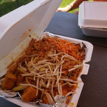 Wy Thai - Pad Thai with beef - Thai Near Me - Cody, Wyoming Wy Thai - Pad Thai with beef - Thai Near Me - Cody, Wyoming