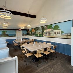 Turk's Seafood Restaurant - Interior