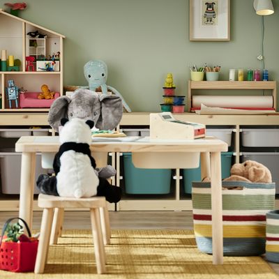 IKEA by null