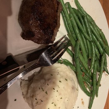 Outback Steakhouse - 6oz Outback Center-Cut Sirloin - Steakhouses Near Me - Henderson, Nevada