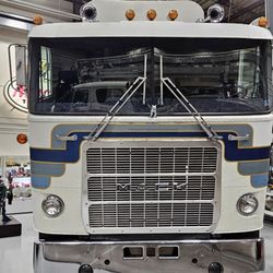 1979 Mack WS760LST Cruise-Liner Turbine Powered Prototype Tractor