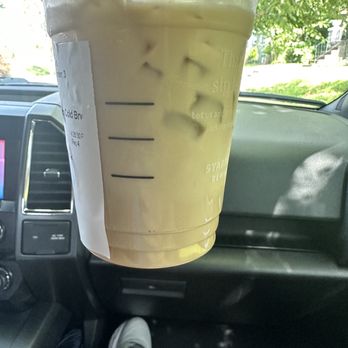 Starbucks - Coffee & Tea Near Me - St Louis, Missouri Starbucks - Coffee & Tea Near Me - St Louis, Missouri