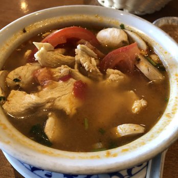 Rose Garden - Soup: Tom Yum Gai (chicken) complex Thai flavors. Customize your own heat preference. - Thai Near Me - Vacaville, California