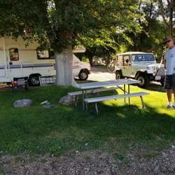 Big Mountain Campground - Beautiful trees and grass