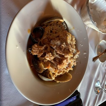 La Strada - Linguine cozze o vongole - Italian Near Me - American Canyon, California La Strada - Linguine cozze o vongole - Italian Near Me - American Canyon, California