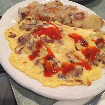 SKD Kitchen And Drinks - Pizza Near Me - Saint Pete Beach, Florida