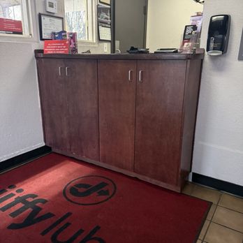 Jiffy Lube - Front Desk - Auto Repair Near Me - Lodi, California