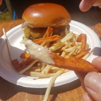 Lil' Simmzy's on the Deck - Lunch for the kid with split fries - Burgers Near Me - El Segundo, California Lil' Simmzy's on the Deck - Lunch for the kid with split fries - Burgers Near Me - El Segundo, California