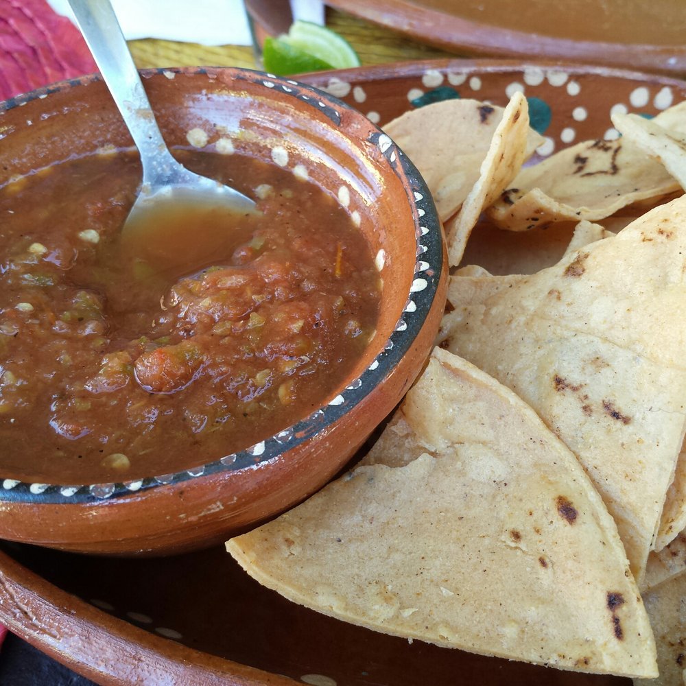Pepegina's - Fresh chips and salsa - Pizza Near Me - Loreto, BCS Pepegina's - Fresh chips and salsa - Pizza Near Me - Loreto, BCS