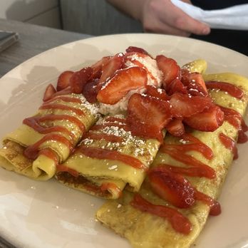 Eggsperience Cafe - Breakfast & Brunch Near Me - Chicago, Illinois