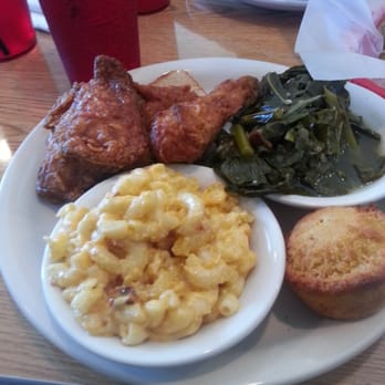 Diamond Restaurant - BBQ dipped fried chicken (eh..) mac and cheese (eh..) and collards (tasty) - Southern Near Me - Charlotte, North Carolina Diamond Restaurant - BBQ dipped fried chicken (eh..) mac and cheese (eh..) and collards (tasty) - Southern Near Me - Charlotte, North Carolina