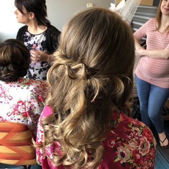 Deux Salon & Co. - Hair Salons Near Me - Elmhurst, Illinois