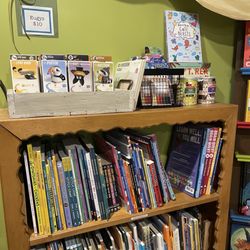 Monkey & Dog Books