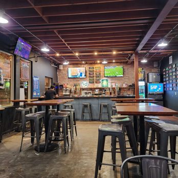 Sammy G's - Dining room - Pizza Near Me - San Jose, California Sammy G's - Dining room - Pizza Near Me - San Jose, California