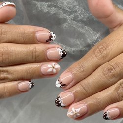 Mint Nail Lounge