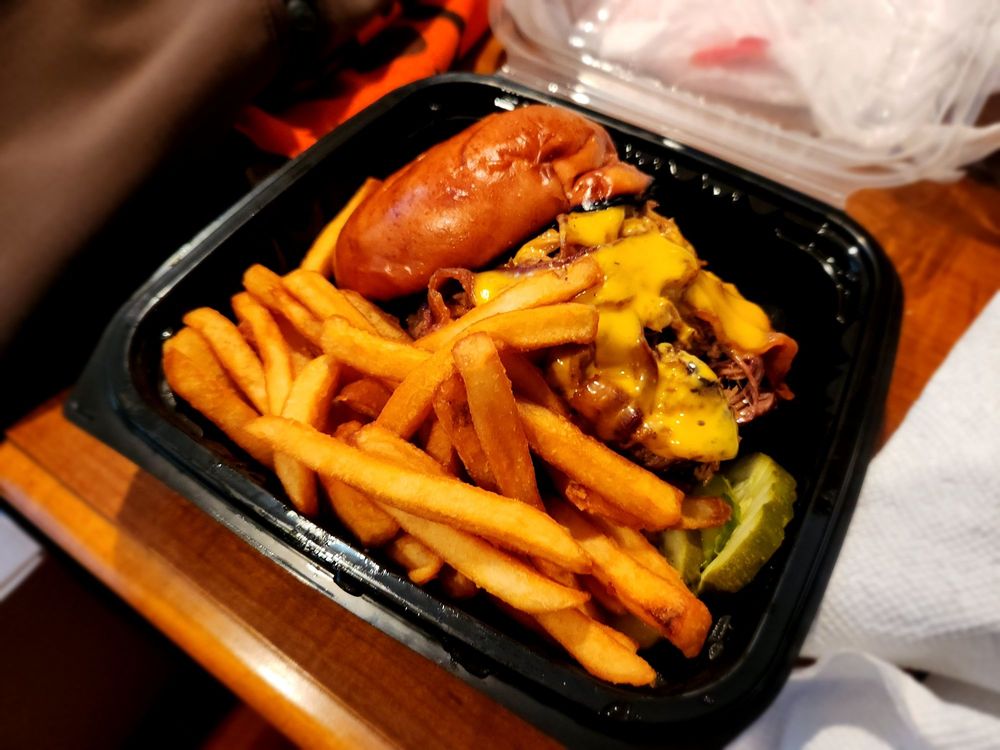 Smokey's Pub n' Grill