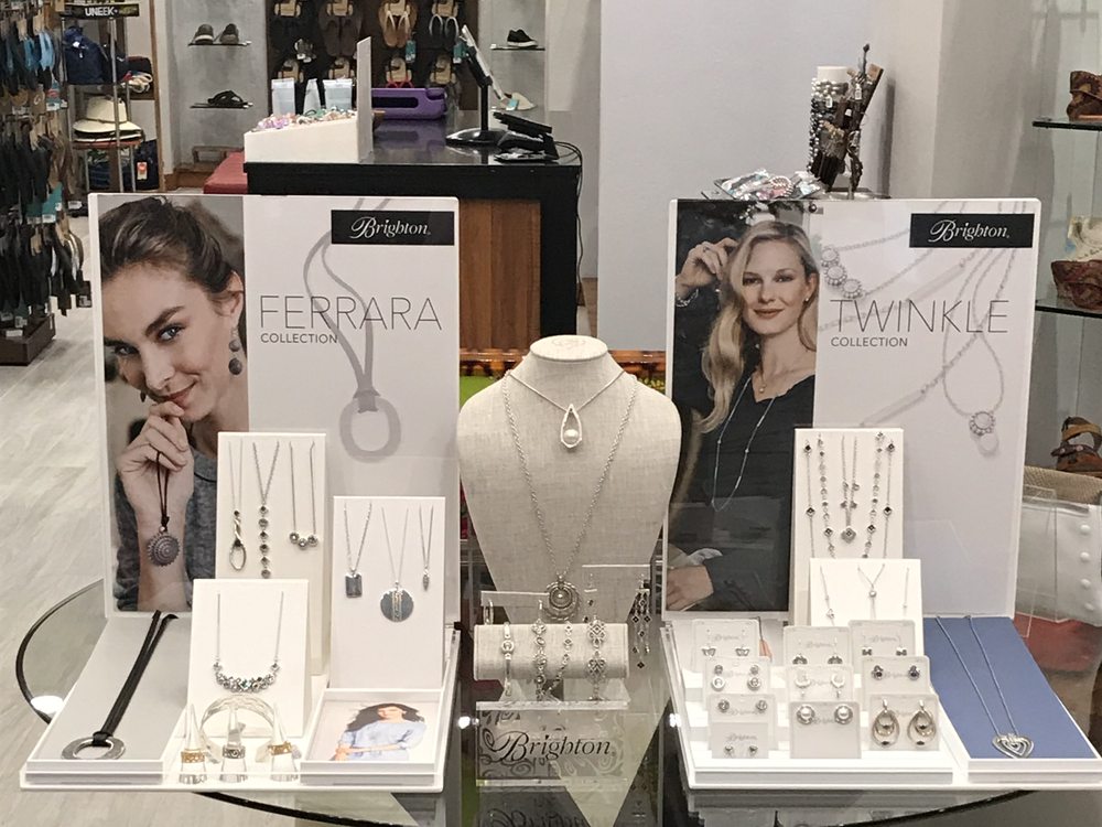 SHOE ENVY Updated June 2024 11 Photos 1571 Poipu Rd, Koloa