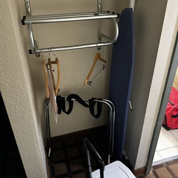 Quality Inn & Suites - Iron and luggage stand - Hotels Near Me - Horse Cave, Kentucky Quality Inn & Suites - Iron and luggage stand - Hotels Near Me - Horse Cave, Kentucky