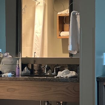 Great Wolf Lodge - Bathroom area - Resorts Near Me - Webster, Texas Great Wolf Lodge - Bathroom area - Resorts Near Me - Webster, Texas