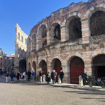 Piazza Brà - Public Plazas Near Me - Verona, VR