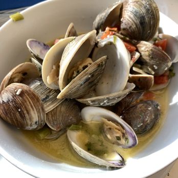 Sandbar & Grill - Steamed clams - Seafood Near Me - Monterey, California