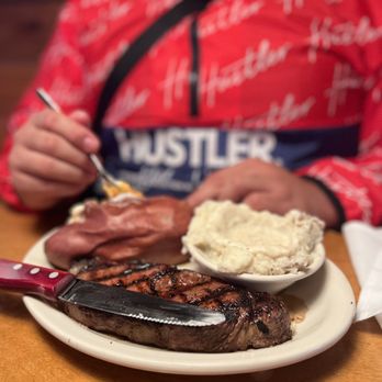 Texas Roadhouse - steak (light salt cause they be putting hella salt) - Barbeque Near Me - Anchorage, Alaska Texas Roadhouse - steak (light salt cause they be putting hella salt) - Barbeque Near Me - Anchorage, Alaska
