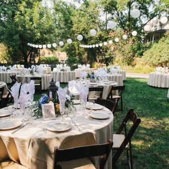 Couture Weddings by Dottie - Our gorgeous table and centerpiece set up - Florists Near Me - Diamond Springs, California Couture Weddings by Dottie - Our gorgeous table and centerpiece set up - Florists Near Me - Diamond Springs, California