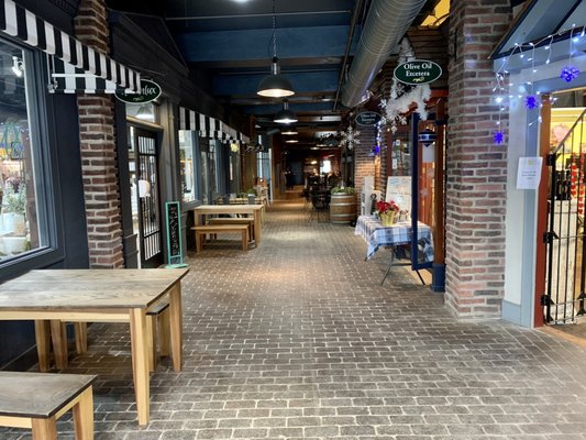 Spuntino Wood Fired Pizzeria by null