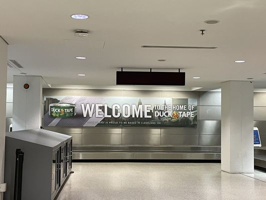 Cleveland Hopkins International Airport by null
