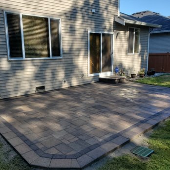 Suazo Flooring - Pavers done - Flooring Near Me - Kent, Washington Suazo Flooring - Pavers done - Flooring Near Me - Kent, Washington