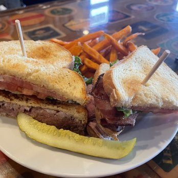 Coasters Taphouse - Gastropubs Near Me - Cocoa Beach, Florida