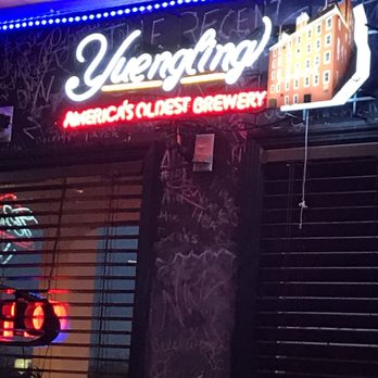 Five Star Dive Bar - Burgers Near Me - Elkhart, Indiana