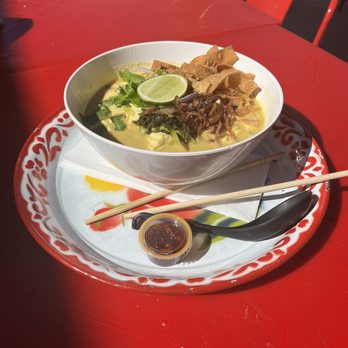 Sweet Rice - Curry noodles - Thai Near Me - Gardena, California Sweet Rice - Curry noodles - Thai Near Me - Gardena, California