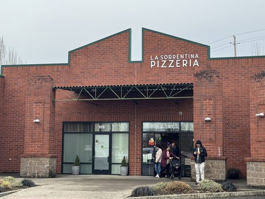 Pizzeria La Sorrentina by null