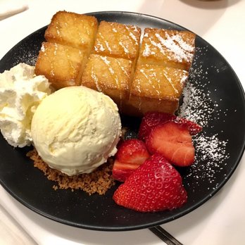 Spot Dessert Bar - Desserts Near Me - Flushing, New York