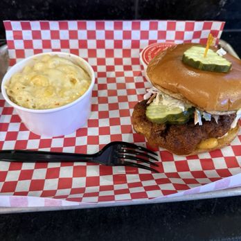 Hattie B's Hot Chicken - Southern Near Me - Las Vegas, Nevada Hattie B's Hot Chicken - Southern Near Me - Las Vegas, Nevada