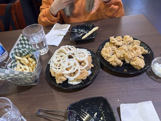 CM CHICKEN Coquitlam Centre by null